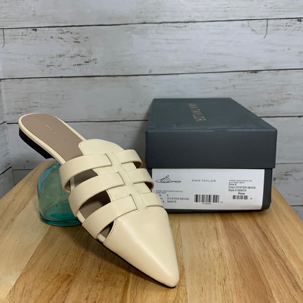 Ann Taylor Sydnee Leather Point Toe Mule Slide Size 8 Oyster Beige New In Box!